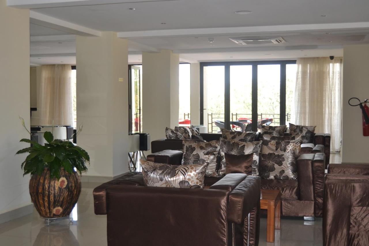 Hotel Villa Portofino Кигали Экстерьер фото