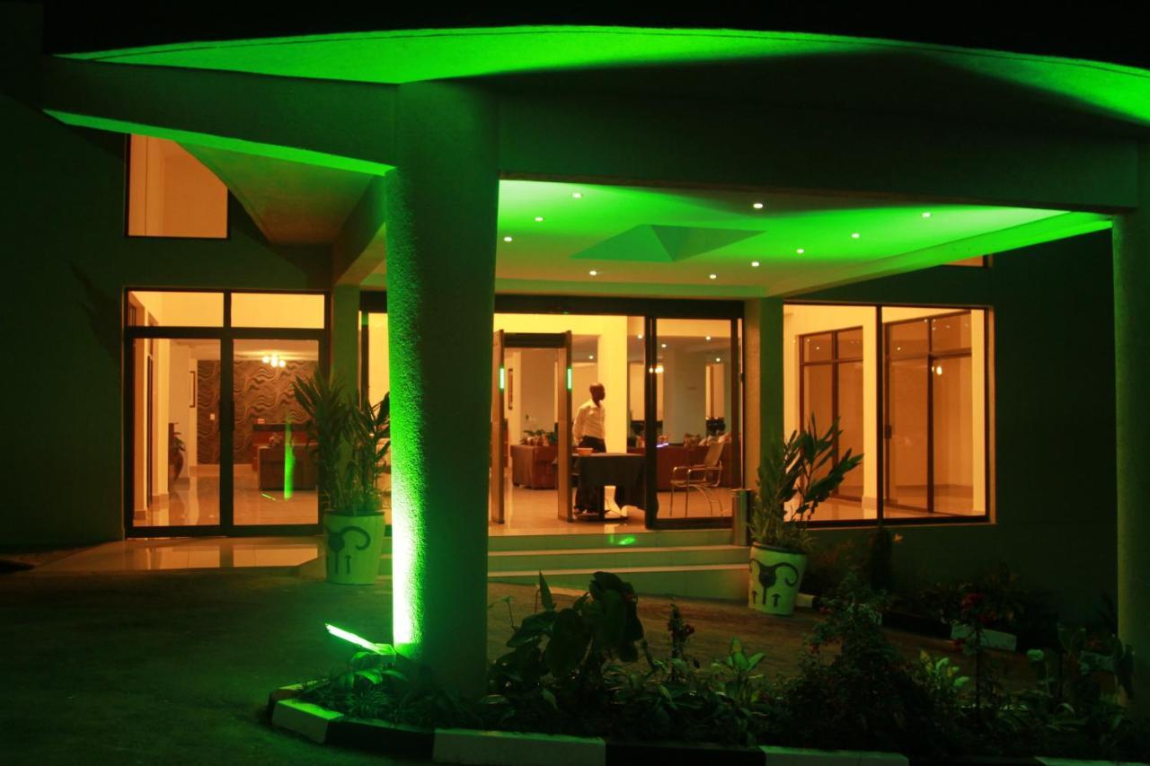 Hotel Villa Portofino Кигали Экстерьер фото